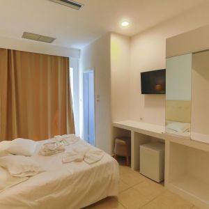 Hotel Astron