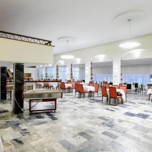 Hotel Journalist