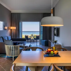Hotel Fujairah Rotana Beach Resort and Spa