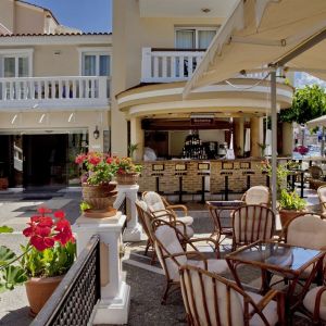 Jo An Beach Hotel