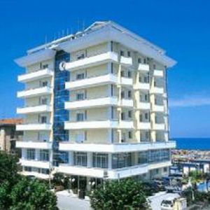 Hotel Imperial Beach