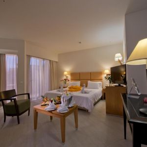 Minos Aparthotel