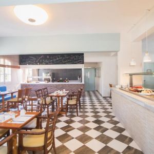 Hotel Across Opera Blue (Ex. Hotel Omiros)