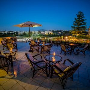 Hotel Roxani