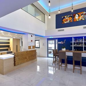POLLIS HOTEL