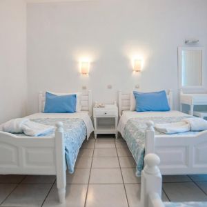 Erato Seaside Hotel