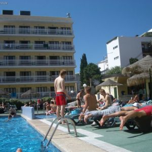 HOTEL HAWAI MONTEVISTA