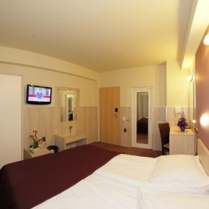 Complex Hotelier Eden