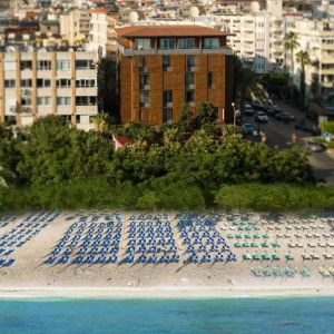 Anjeliq Downtown Hotel