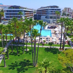 Hotel Acanthus Cennet Barut Collection