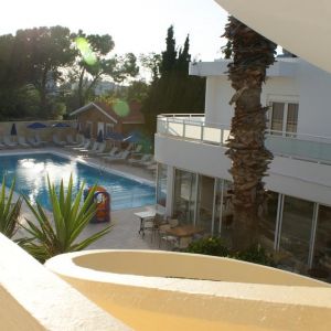 Hotel Paleos Apartments