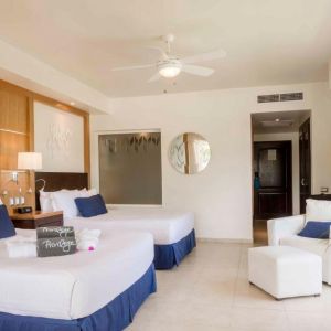 Hotel Ocean Blue and Sand Beach Resort