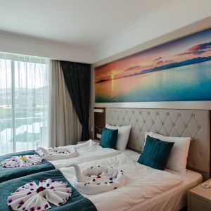 The Lumos Deluxe Resort Hotel and Spa