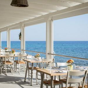Nefeli Villas and Suites