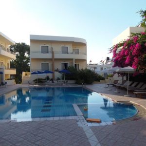 Hotel Yakinthos Chaina