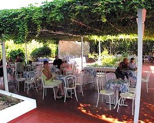 Hotel Komodor
