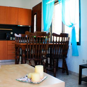 Salonikiou Beach Deluxe Apartments