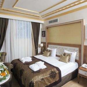 Hotel Crystal Palace Luxury Resort and Spa