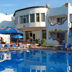 Hotel Laguna Vama