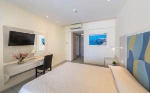 Tofinis Hotel