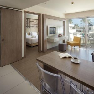 Melpo Antia Hotel and Suites