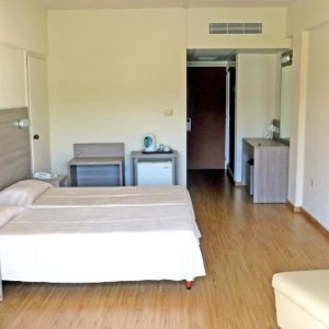 Marina Hotel