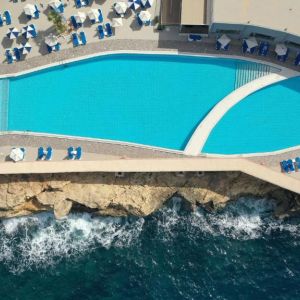 Hotel Paradise Bay Resort