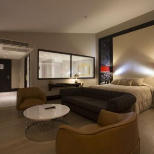 Hotel Charisma Deluxe