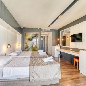 Sey Beach Hotel and Spa