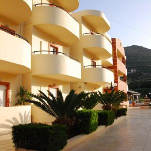 Elpis Studio Apartments