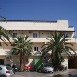 Hotel Mega