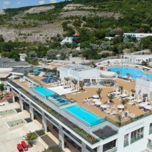 Hotel White Lagoon Park