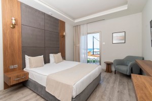 Mimoza Beach Hotel