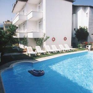 Hotel Philoxenia Inn