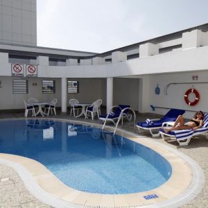 Hotel Avari Apartments