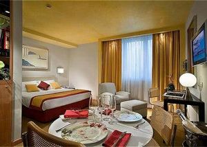 Crown Plaza