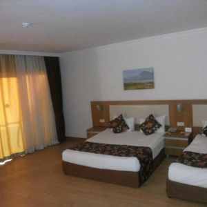 Cenger Beach Resort
