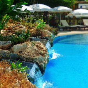Hotel Grecian Bay