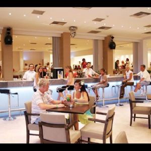 Hotel Anthoussa Beach Resort and Spa