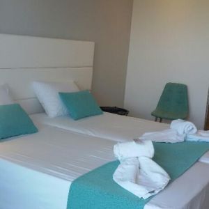 Happy Days Hotel