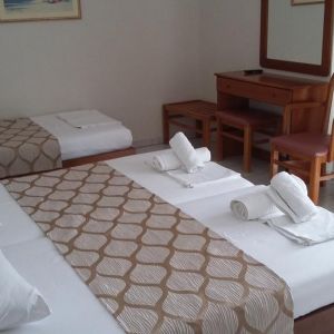 Ioni Hotel