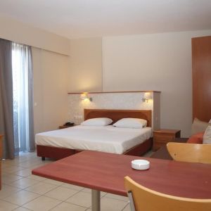 Hotel Lefkoniko Bay