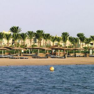 Hotel Coral Sea Water World