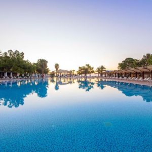 Amara Luxury Resort and Villas