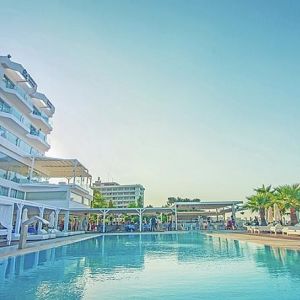Hotel Silver Sands Beach