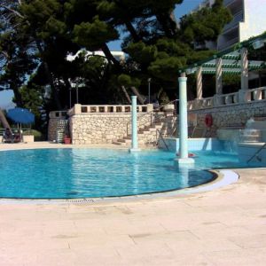 Hotel Bluesun Berulia