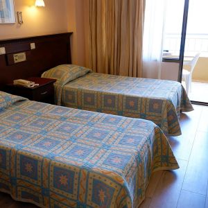 Hotel Golmar Beach