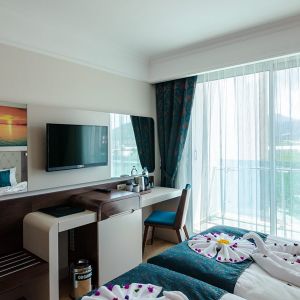 The Lumos Deluxe Resort Hotel and Spa