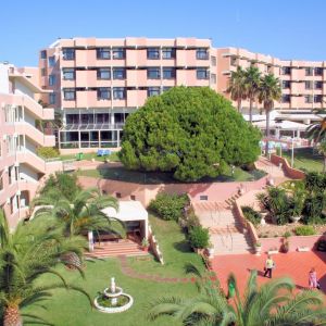 Hotel Auramar Beach Resort