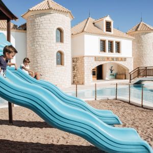 Hotel Mitsis Selection Blue Domes
